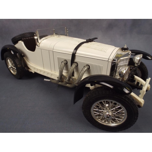 187 - Die cast  1/18 scale model of a Mercedes SSK Roadster