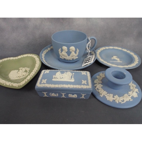 192 - Selection of Wedgwood Jasperware in blue & Green