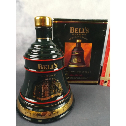 186 - Bells Scotch Whisky Advertising Decanter & Box, by Wade