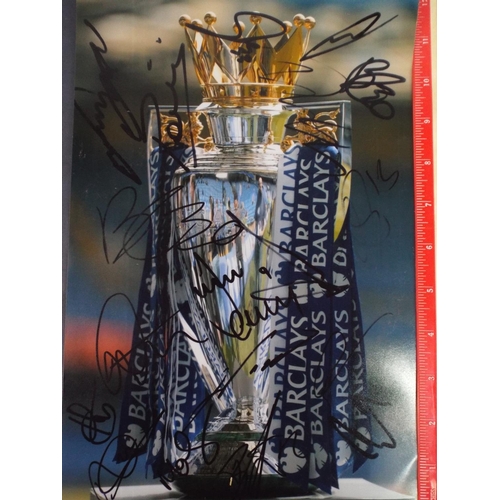 25 - 8 X 12 Photo of FA cup with actual Leicester City Footballers signatures.