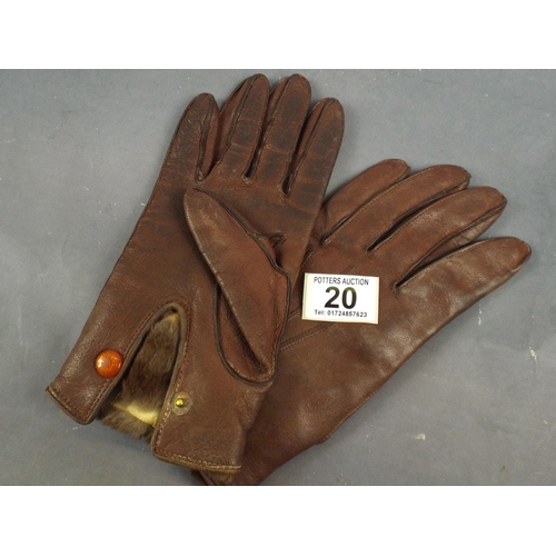 20 - Pair of Soft Brown Leather RAF Officers Gloves