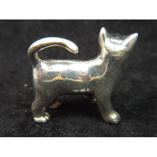 66 - Solid silver Cat