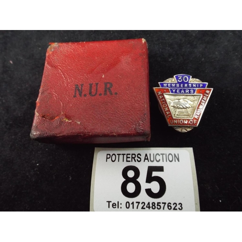 85 - Solid Silver & enamel NUR Badge with original box. Hallmarked for Birmingham 1948