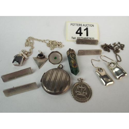 41 - Various items of Silver Jewellery etc