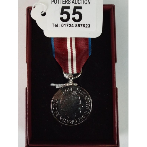 55 - Queens Diamond Jubilee medal in original box by Fattorini.