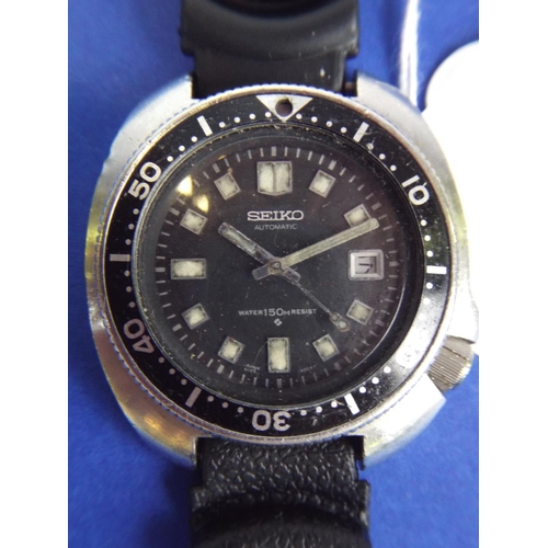 120 - Seiko water resistant watch. Japanese movement. New rubber strap. Working order.