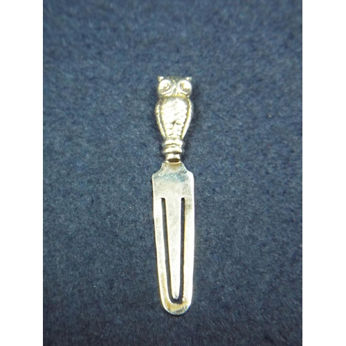 65 - 925 silver book mark as an owl