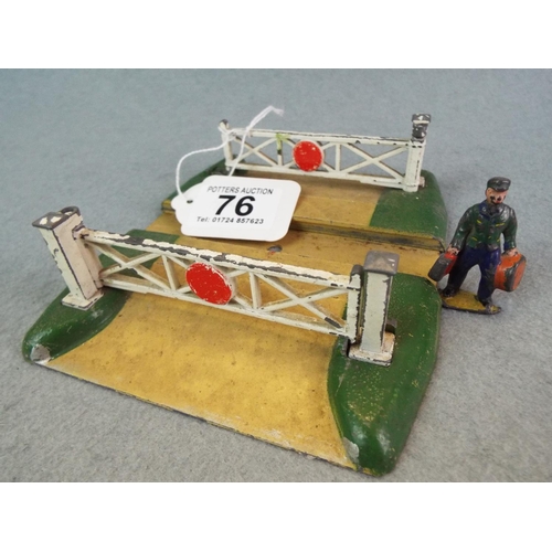 76 - Vintage Hornby Dublo railway crossing with little figure.