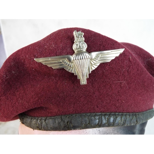 105 - Parachute Reg Beret with cap badge, dated to 1934 plus photo album of WW2 photo's