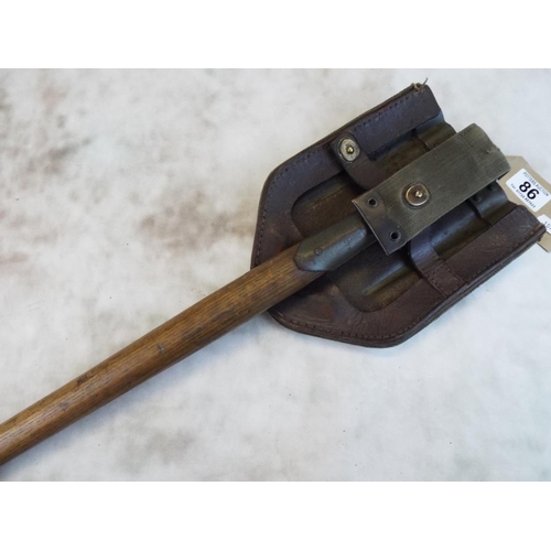 86 - 1943 Folding shovel & leather cover in excellent order. USA issue.