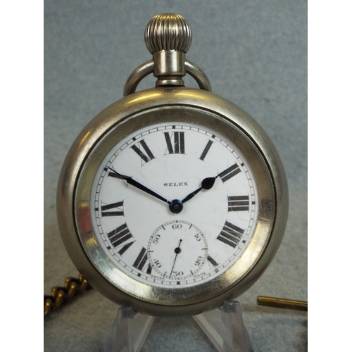 300A - LNER Selex railway pocket watch, crown wind, white metal chain with Tee bar. Good working order.1940... 