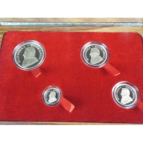 127 - Very Special Limited Edition, Boxed Proof Krugerrand set to commemorate the 90th Birthday of Queen E... 