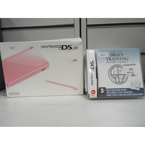 916 - Nintendo DS Light plus games/Brain trainer.