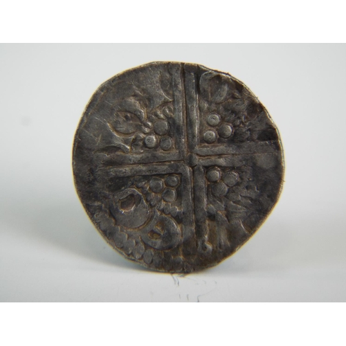 132 - Henry III Hammered Silver penny. Voided long cross to reverse. Possibly Norwich Mint. 1216-1272