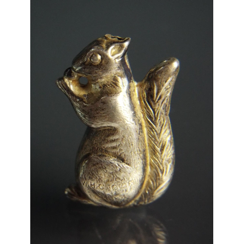 127 - Hallmarked silver squirrel. Possibly once part of a bracelet or childs rattle. Birmingham 1947