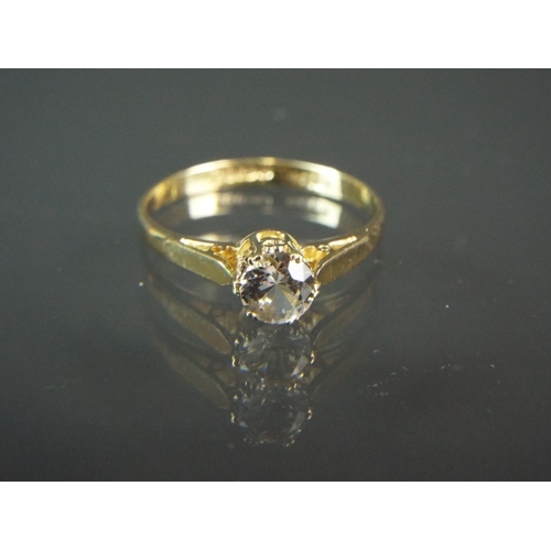 201 - 9ct Yellow Gold Cubic Zircona solitaire ring. Finger size 'N5-O'   1.4