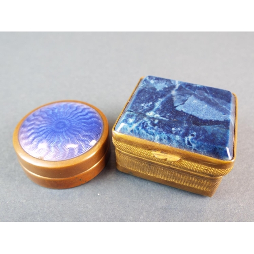 229 - Early 19th Century gilt metal snuff box of which the lid and underside are enhanced by Blue John gem... 