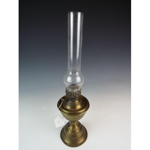 267 - Vintage Brass & Glass oil lamp with clear glass chimney.