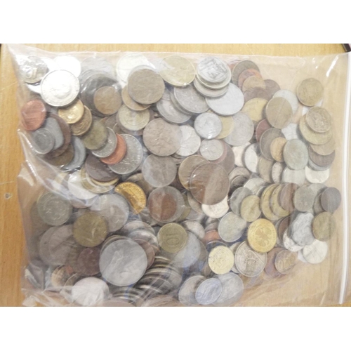 250A - Selection of UK and foreign coins. approx 1 kilos