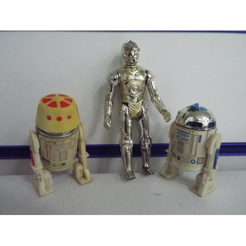 59 - 1977 R5 D4 Droid, 1977 R2 D2 + 1977 C3 P0
