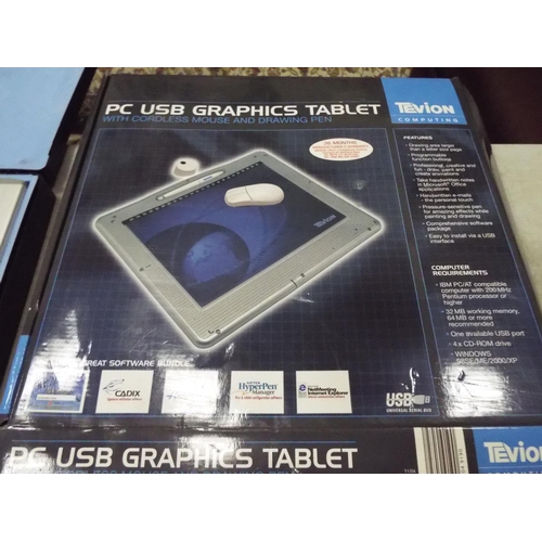 94 - Assorted computer items many boxed