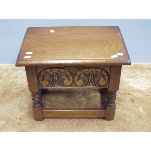 207 - Old charm style dark lifting top box. 15 inches tall.