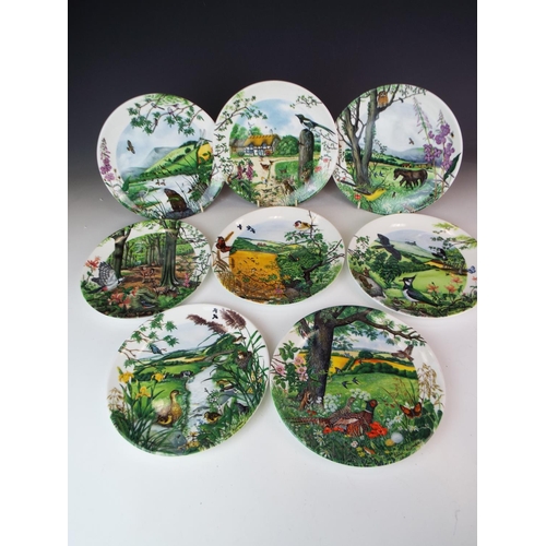 438 - Eight Wedgewood decorative plates showing woodland creatures. 8.5 inches in diameter