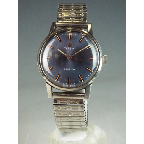 162 - Tissot Seastar with blue face. Running order, expanding metal strap. Pretty watch