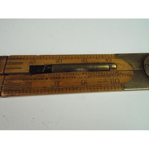 296 - Interesting Bricklayer's or engineer's Angle gauge with spirit level and brass joints and fittings.