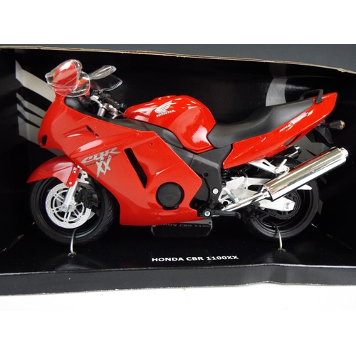 18 - Five automaxx 1:12 scale  detailed models of Motorcycles.  Boxed and unused.