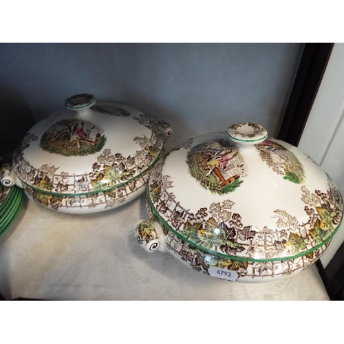 169 - 45 pieces of Spode dinnerware in the Byron pattern. See photographs.