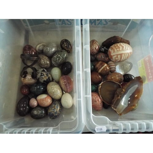 1108 - Two boxes of polished Onyx Eggs.