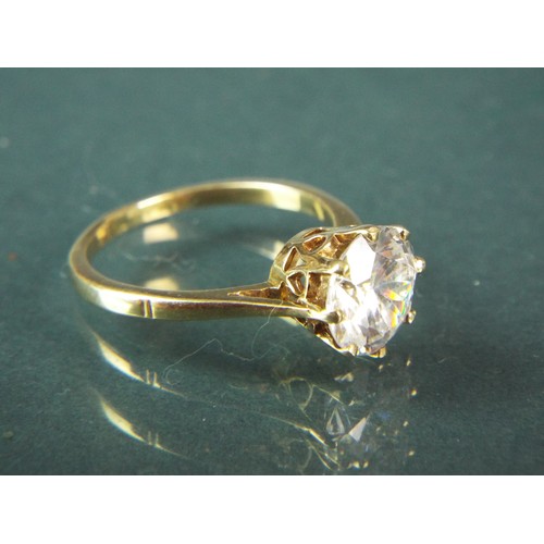 90 - 9ct Yellow Gold Large CZ stone Solitaire ring. Finger size 'Q'  3.4g