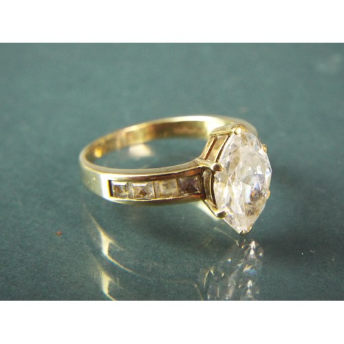 93 - 9ct Yellow Gold Hallmarked dress ring set with large Oval CZ with CZ to shoulders, Finger size 'O'  ... 