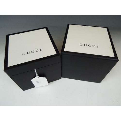 101 - Gucci designer Grip watch. Model number 157.4  Serial number 18086610, Bought in October 2020. Unwor... 