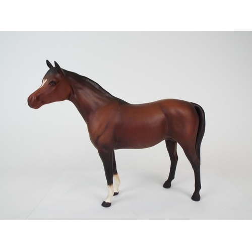 184 - Beswick Chestnut Thoroughbred, Damage free.