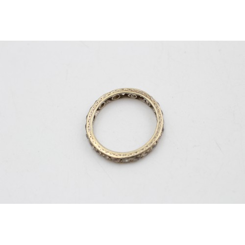 266 - 9ct White Gold Vintage Gemstone Eternity Ring (3.1g)     7201