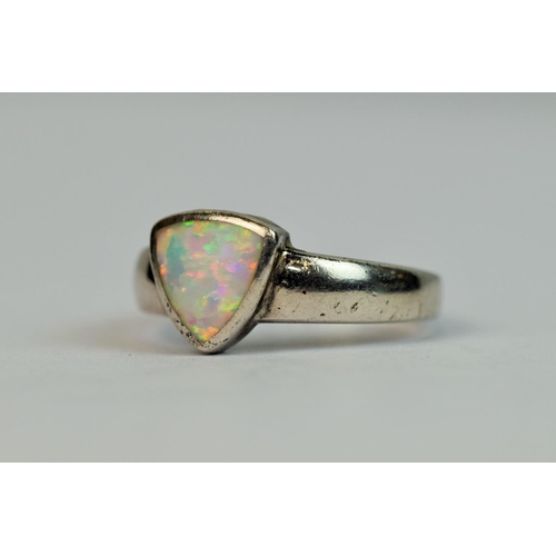 327 - 925 Silver Opal Set ring. Finger size 'P'