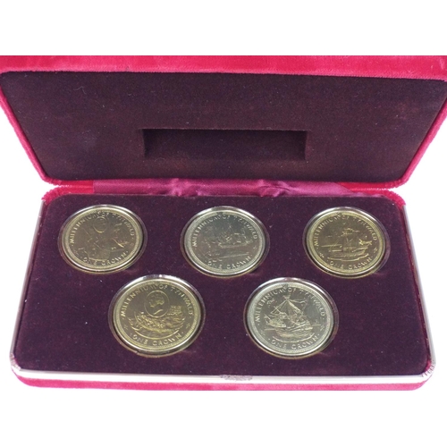 364A - Five, 1979 Millenium of Tynwald IOM Crowns. all mint condition set in Red, Velvet lined box. see pho... 