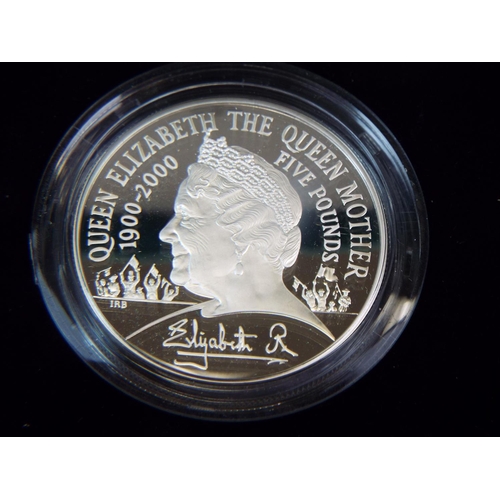 39 - Royal Mint 2000 Sterling Silver Proof Crown Struck to commemorate 100 years .  Boxed with COA and ou... 