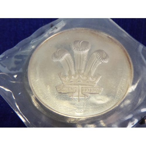 46 - 1969 Prince of Wales Sterling Silver Investiture Medal, With Case and COA (S52)
