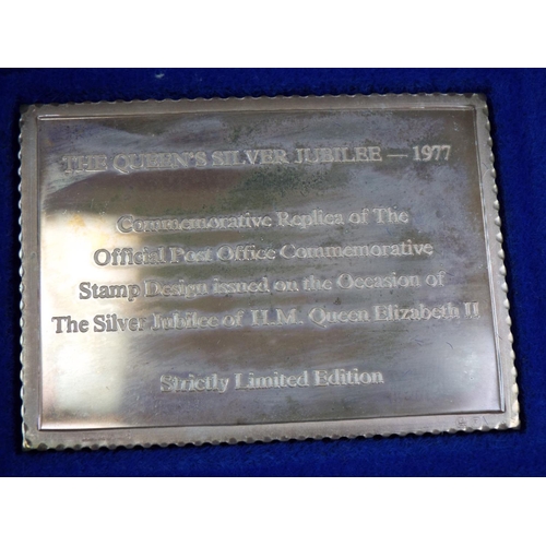 48 - Danbury Mint 1977 Sterling Silver Replica Stamp Ingot with First day Cover stamps. Cased & COA's    ... 