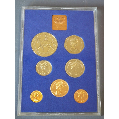 157 - 2 Royal mint proof sets decimal coinage collection of Great Britain and Northern Ireland 1976 & 1977... 