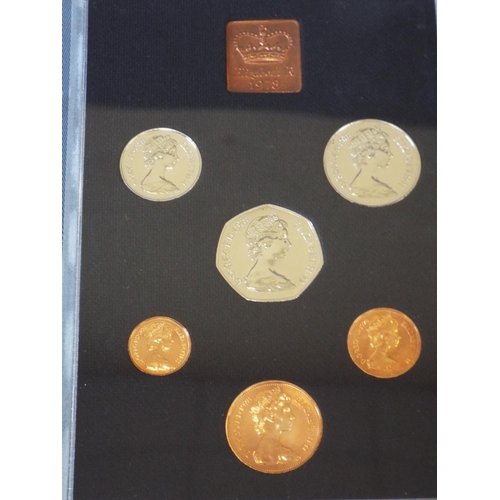 160 - 2 Royal mint proof sets decimal coinage collection of Great Britain and Northern Ireland 1978 & 1979... 