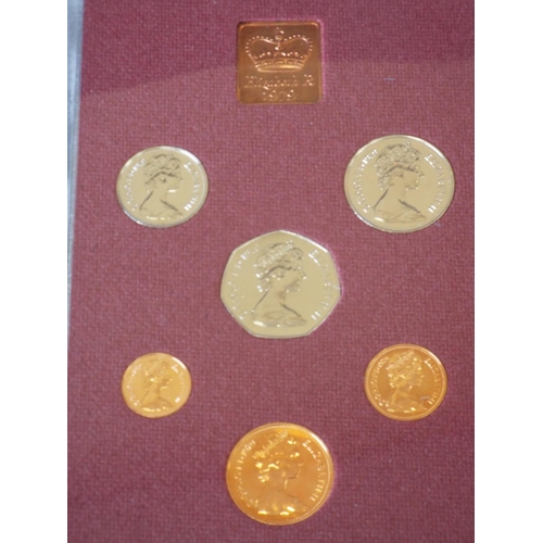 162 - 2 Royal mint proof sets decimal coinage collection of Great Britain and Northern Ireland 1977 & 1979... 