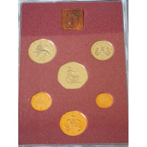 162 - 2 Royal mint proof sets decimal coinage collection of Great Britain and Northern Ireland 1977 & 1979... 