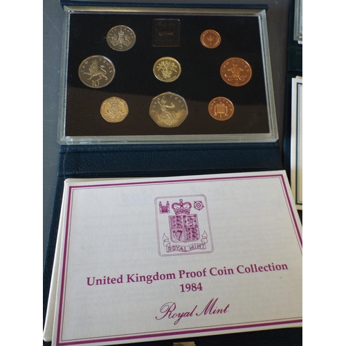 166 - 2 Royal mint proof sets United Kingdom coin collection 1984 & 1985 (1)