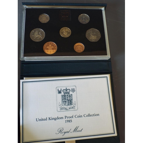 166 - 2 Royal mint proof sets United Kingdom coin collection 1984 & 1985 (1)