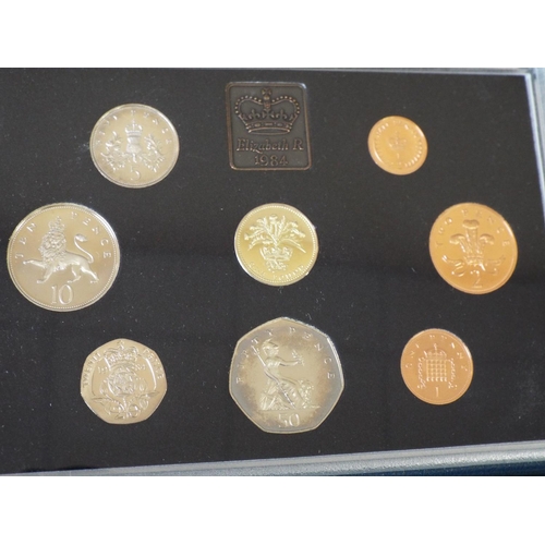 166 - 2 Royal mint proof sets United Kingdom coin collection 1984 & 1985 (1)