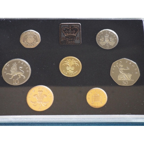 167 - 2 Royal mint proof sets United Kingdom coin collection 1985 & 1986 (1)